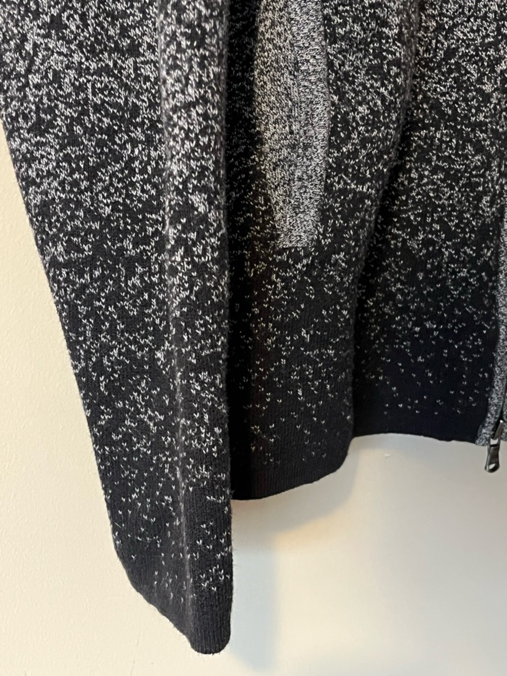 John Varvatos Grey Black Ombre Knit Hooded Zip Sweater Medium - Picture 3 of 8